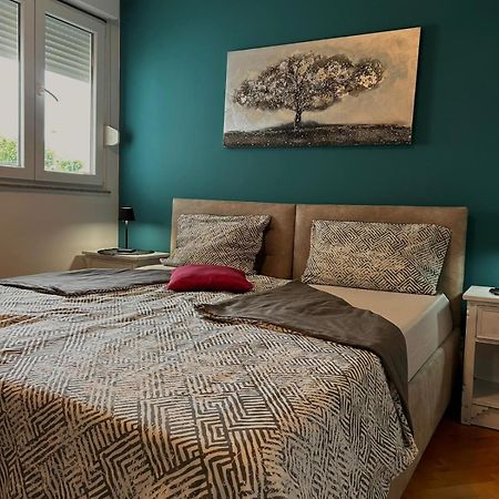 Apartman Monika Near The Beach Spalato Esterno foto
