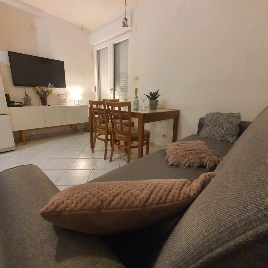 Apartman Monika Near The Beach Spalato Esterno foto